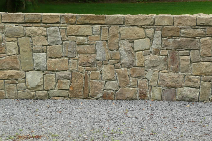 Stone.wall.sandstone.2