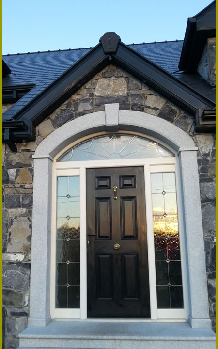 Stone.House.With.Cutstone.Archway.Cladding.440.by.720